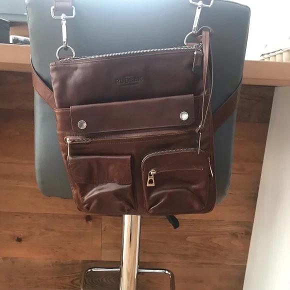 Sac Rudsak - Picture 2 of 8